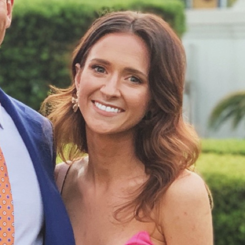 Meet your Posher, Hayley